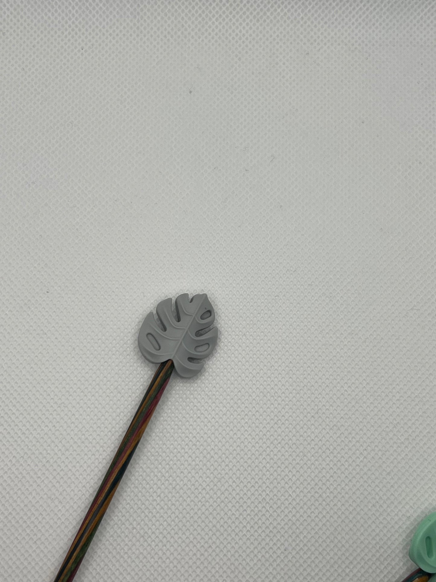 Pinnestopper, Monstera